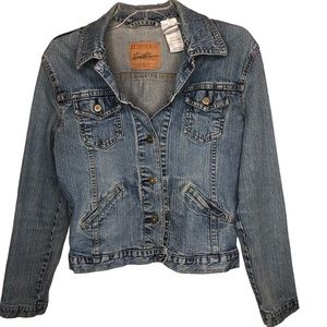 Y2K Levi Strauss Women’s Denim Jacket Size Medium Distressed Stretch